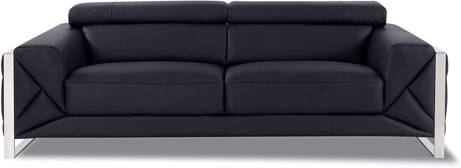 Our Take on the Gianni Leather Set: Style Meets Comfort Perfectly